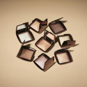 HOURGLASS AMBIENT LIGHTING POWDER 10G